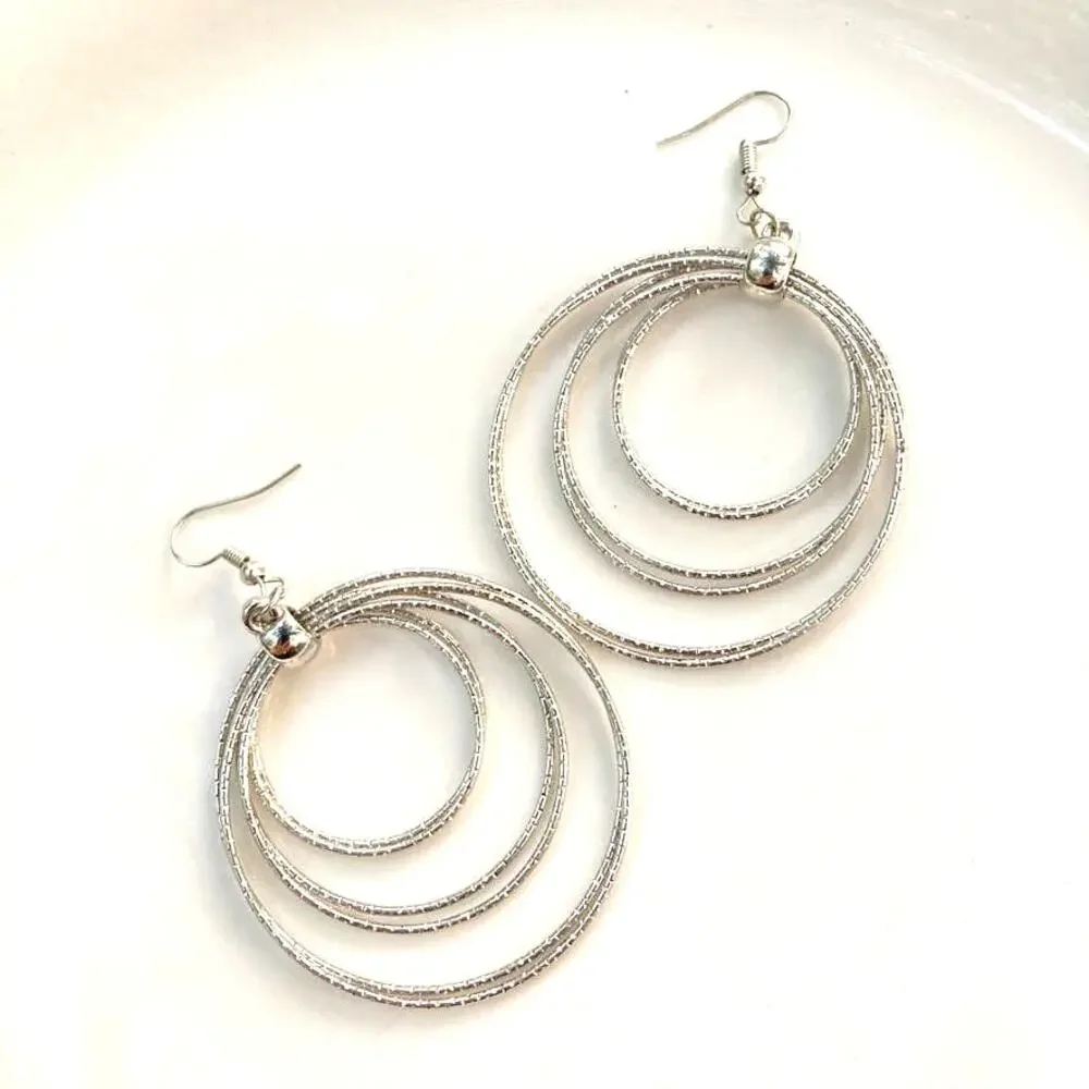 Silver circles fish hook earrings
